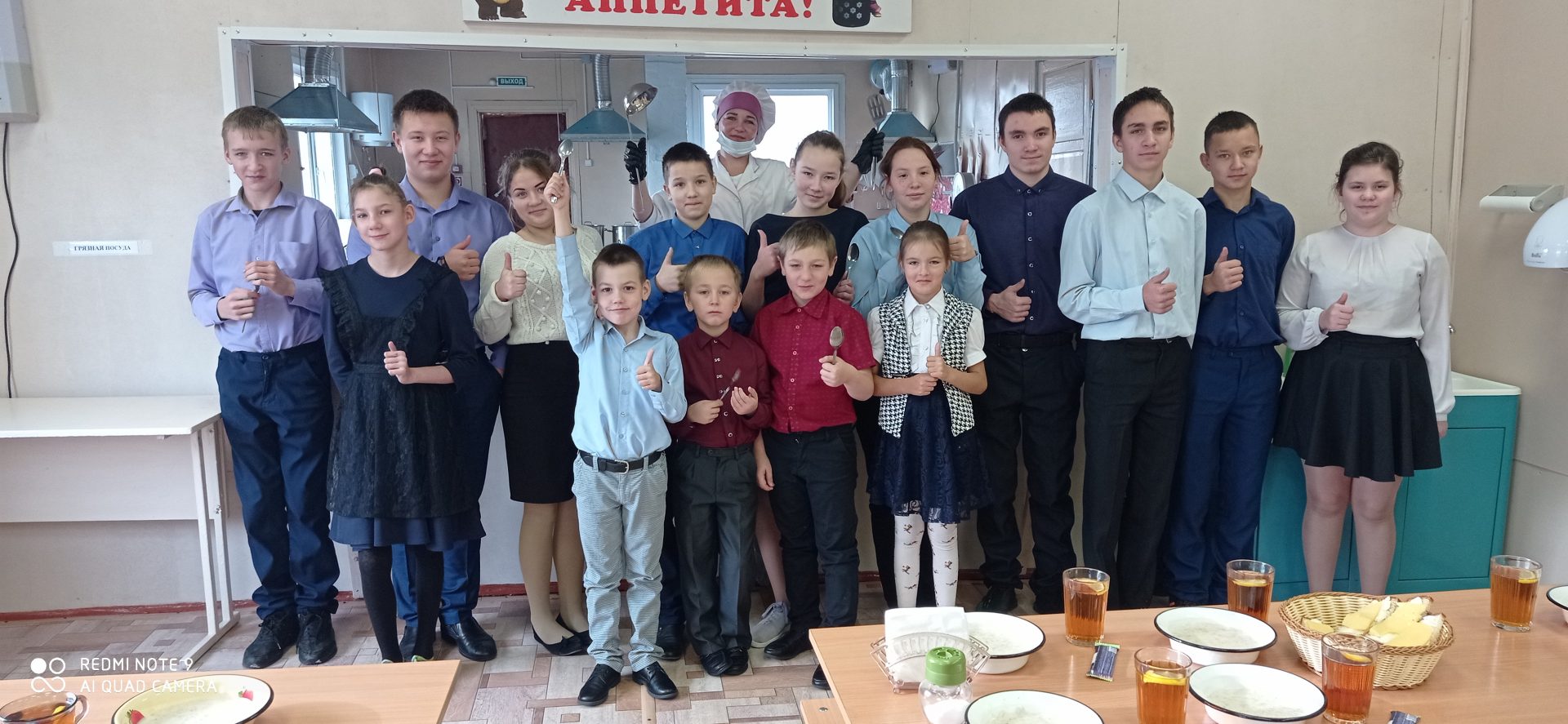 Бесплатное двухразовое питание.